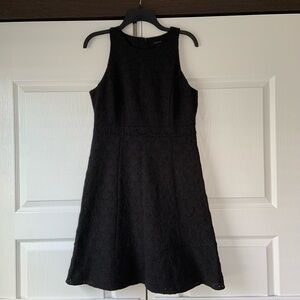 Ann Taylor Black Tank Style Lined Sleeveless Eyelet/Lace Above Knee Dress Sz 4